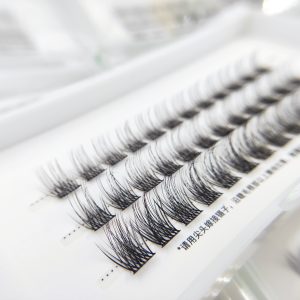 Volume Press-On Eyelashes Manufacturer