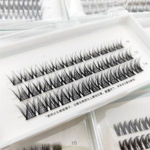 Volume Press-On Eyelashes Manufacturer